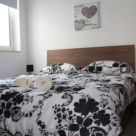 Centre Point Apartamento Msida Exterior foto