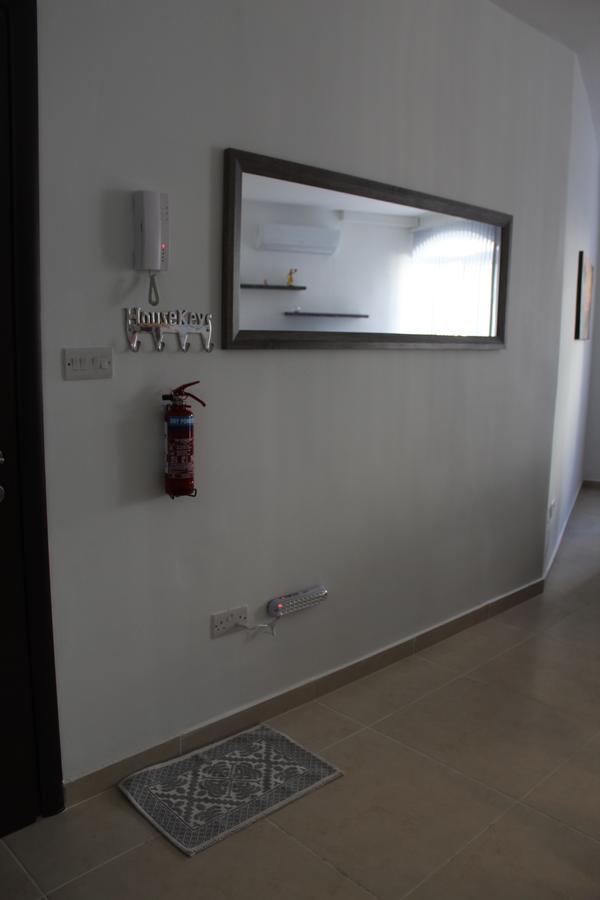 Centre Point Apartamento Msida Exterior foto