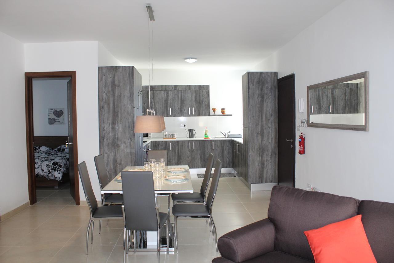 Centre Point Apartamento Msida Exterior foto