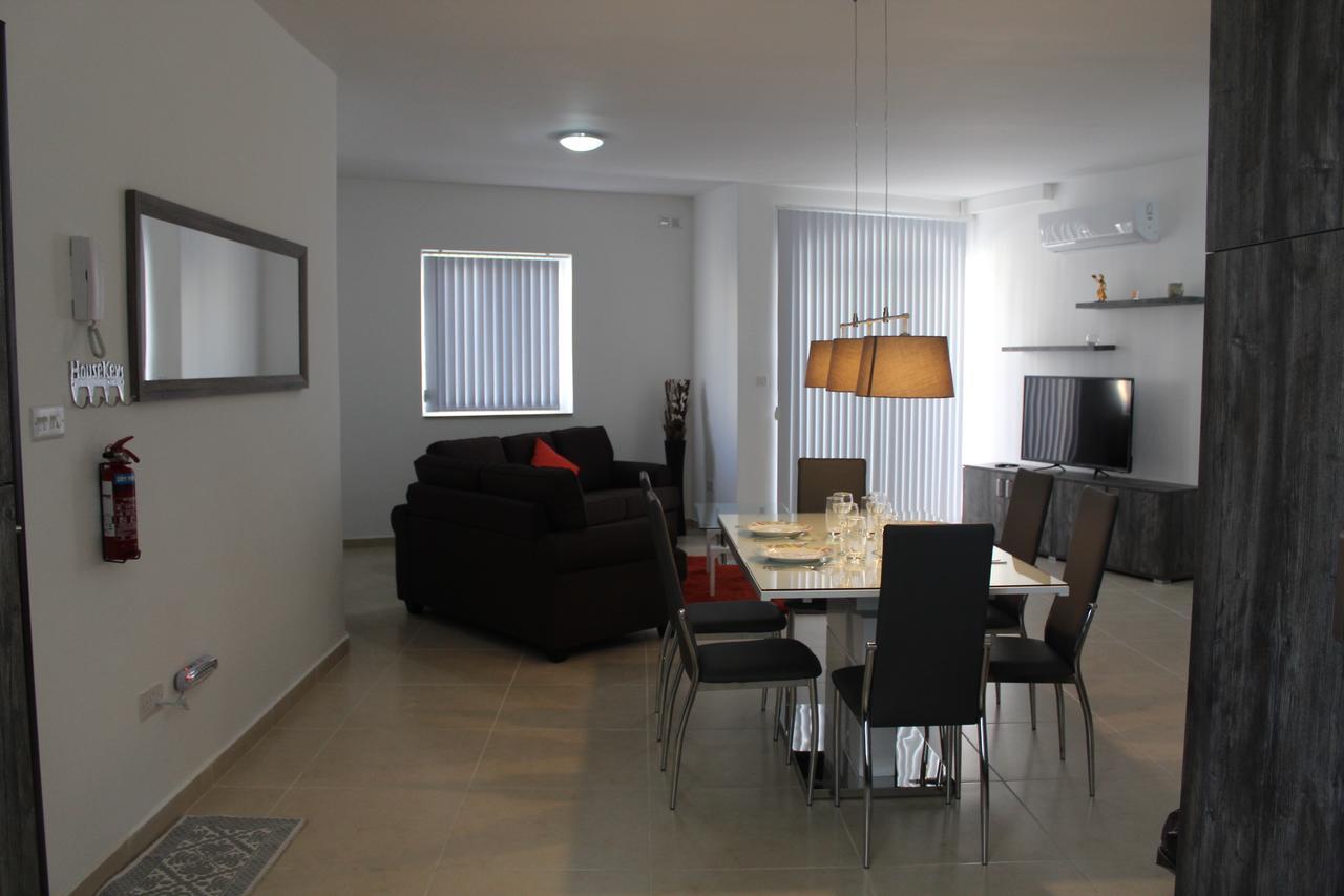 Centre Point Apartamento Msida Exterior foto