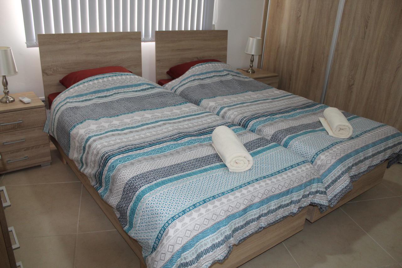 Centre Point Apartamento Msida Exterior foto