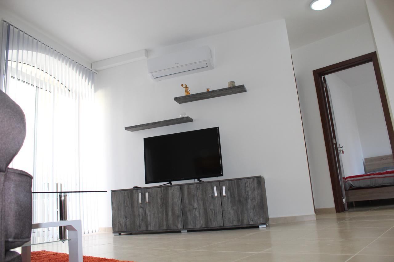 Centre Point Apartamento Msida Exterior foto